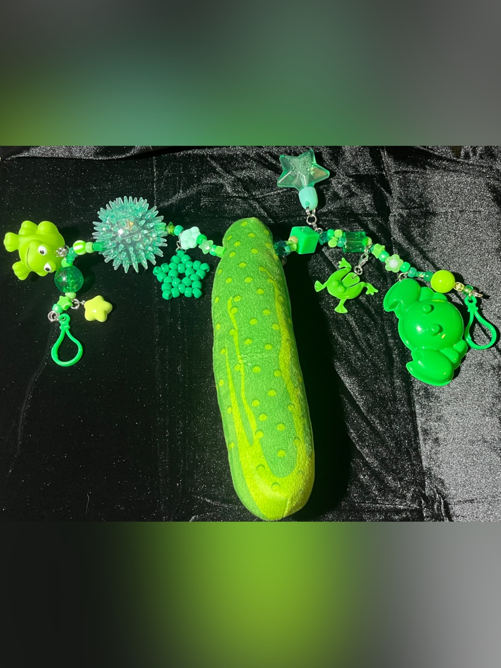 Green Junk Chain w/ Giant Pickle
